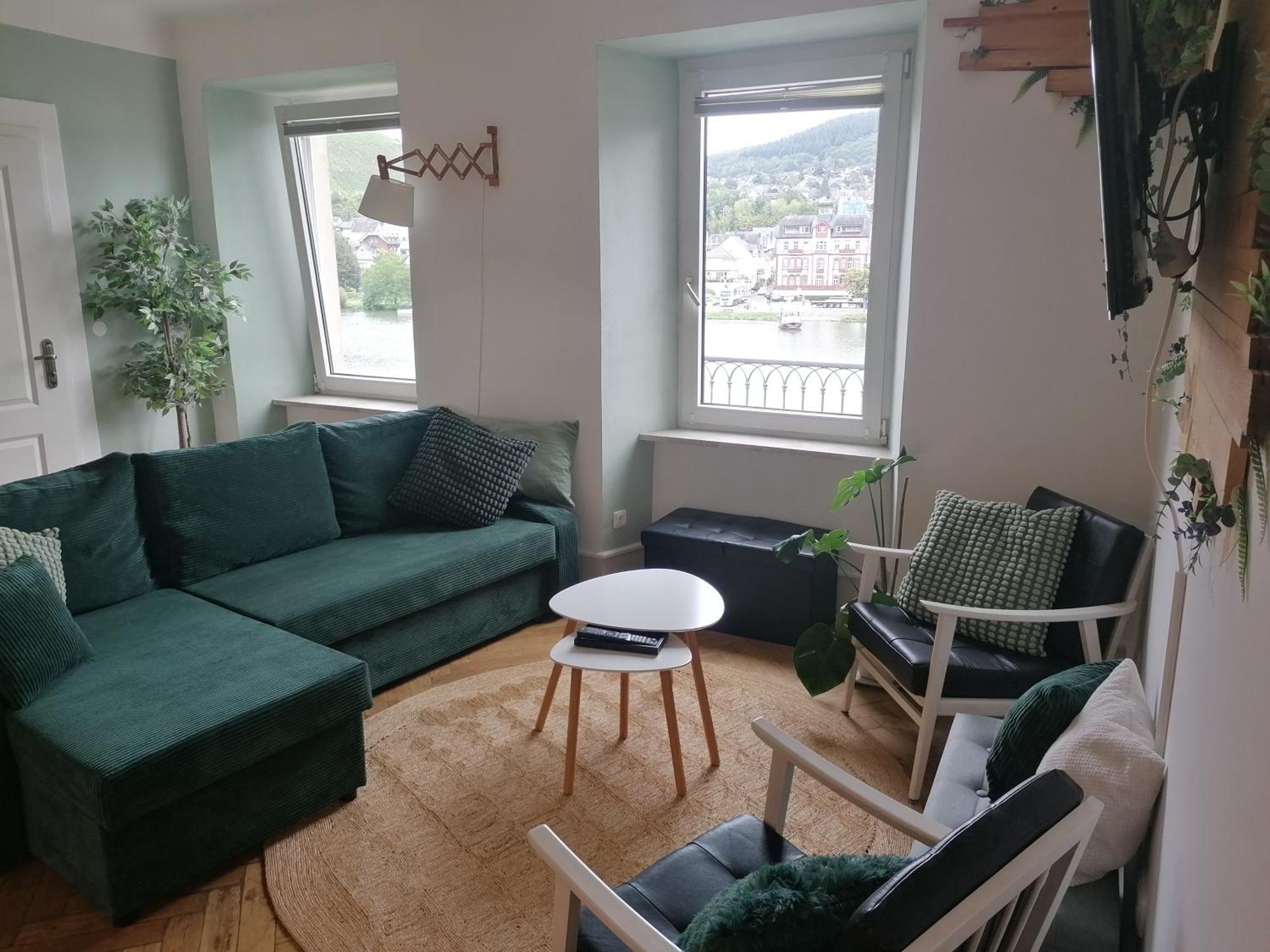 Voll Ausgestattete Wohnung Mit Moselblick الف المظهر الخارجي الصورة